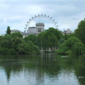 Lambeth's new Jubilee Gardens opened by the Queen